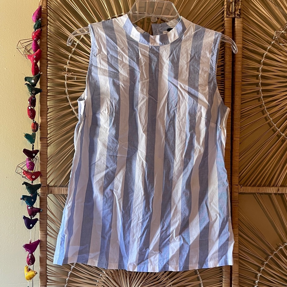 Banana Republic | sleeveless blouse